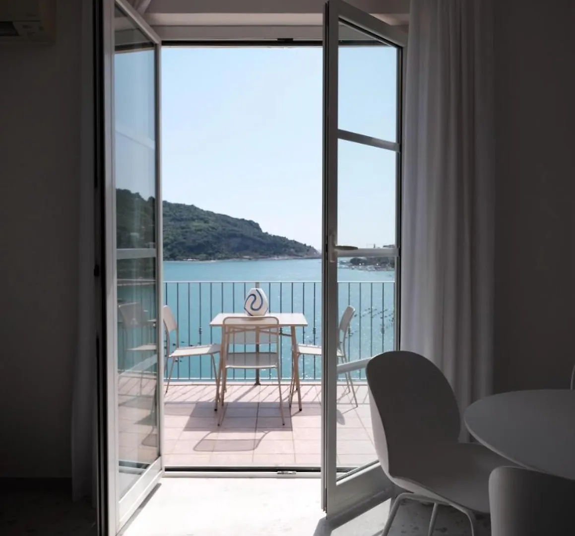 Residence I Gabbiani Portovenere 2*, Porto Venere Italy